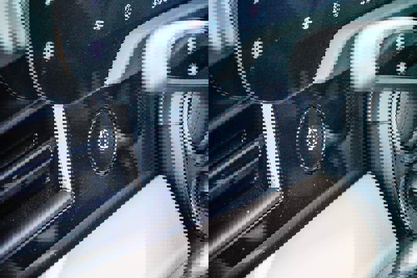 Used 2023 Porsche Taycan 4 Cross Turismo image 22