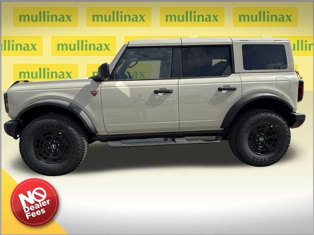 New 2026 Ford Bronco Badlands image 2