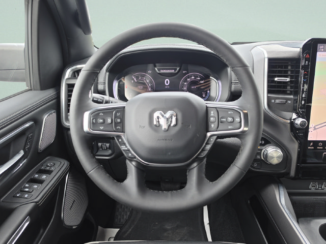 Used 2025 RAM 1500 Laramie AWD/4WD image 20