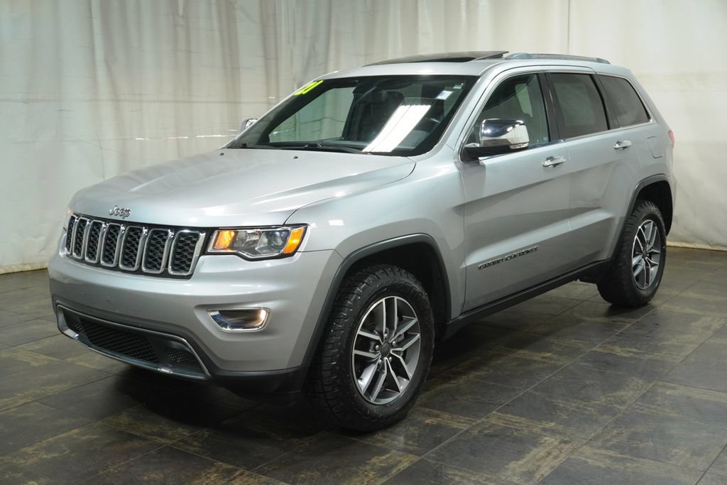Used 2021 Jeep Grand Cherokee Limited w/ Luxury Group II AWD/4WD image 2