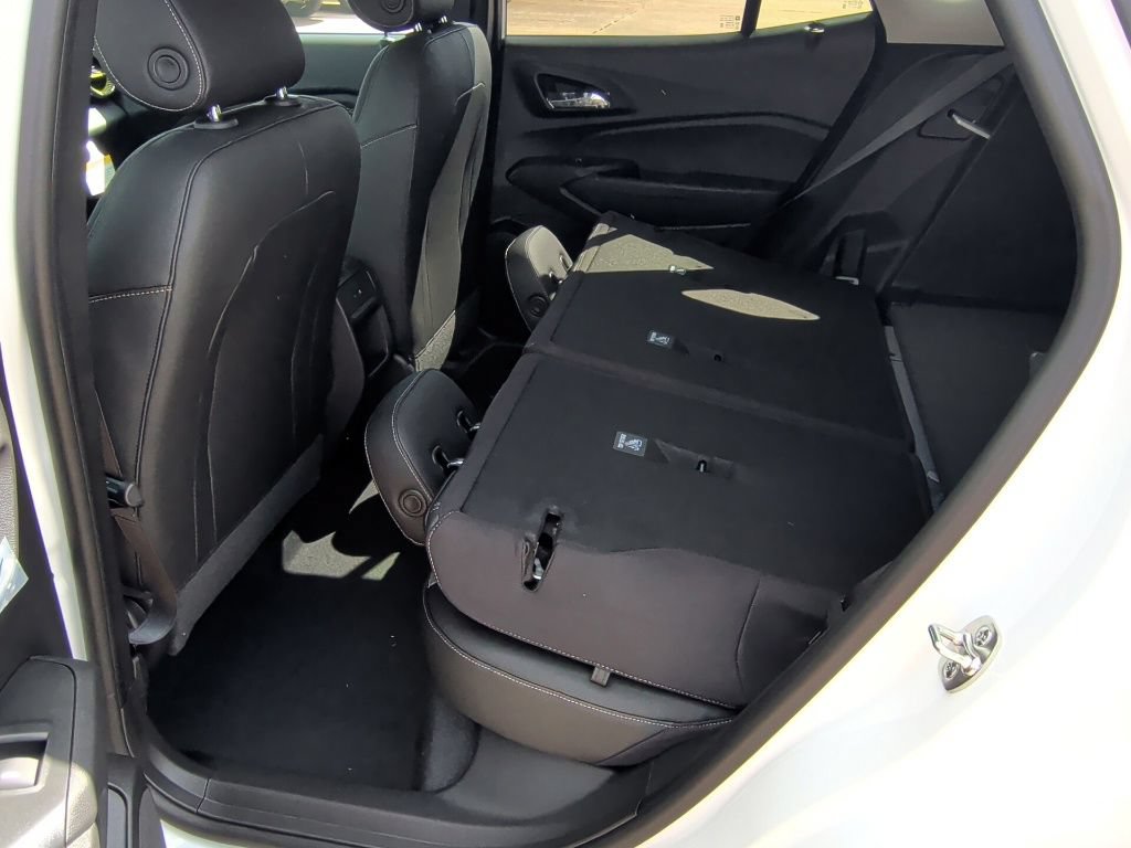 New 2026 Chevrolet Trax LT w/ Driver Confidence Package FWD image 33