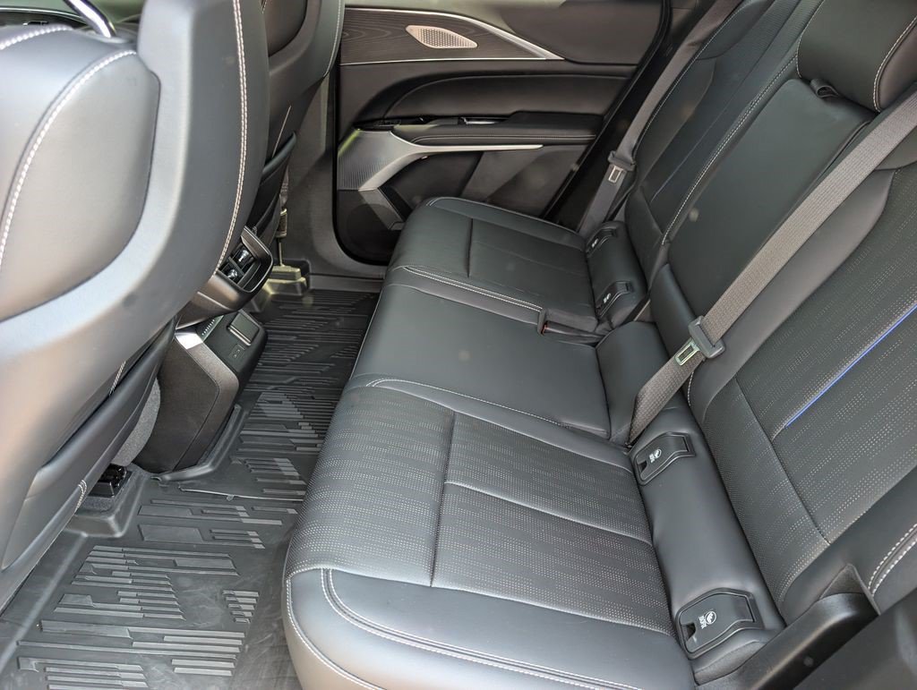 Certified 2024 Cadillac Lyriq Sport w/ LPO, Floor Liner Package AWD/4WD image 14