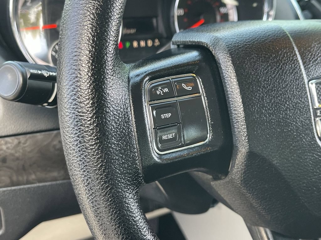 Used 2020 Dodge Grand Caravan SE w/ UConnect Hands-Free Group FWD image 23