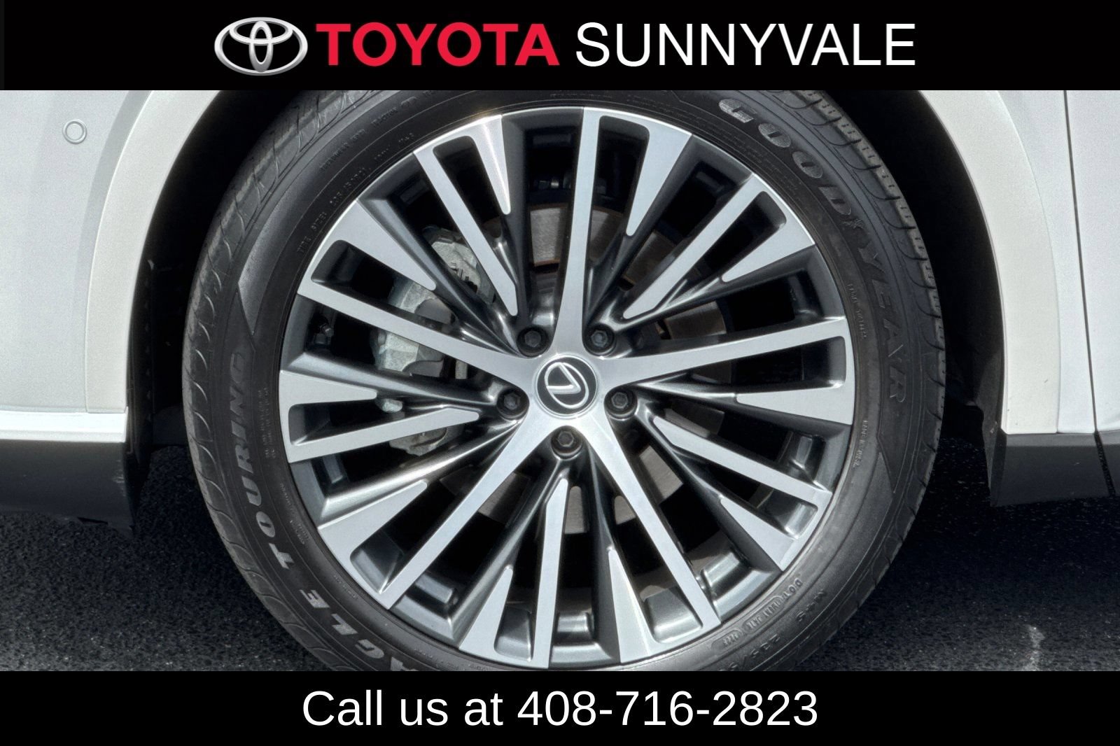 Used 2024 Lexus RX 350 Premium Plus w/ Convenience Package FWD image 12
