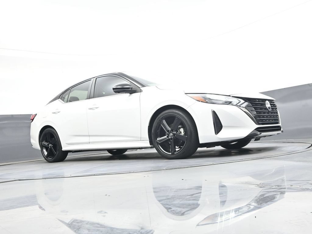 Certified 2024 Nissan Sentra SR w/ SR Premium Package FWD image 43