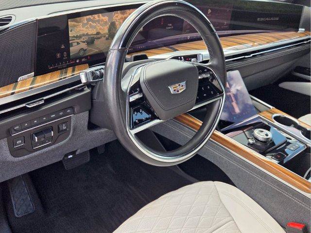Certified 2025 Cadillac Escalade ESV Sport Platinum AWD/4WD image 14
