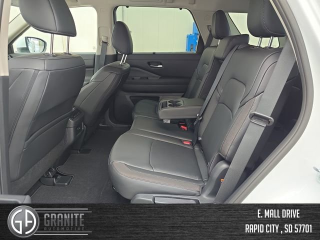 New 2025 Nissan Pathfinder SL AWD/4WD image 24