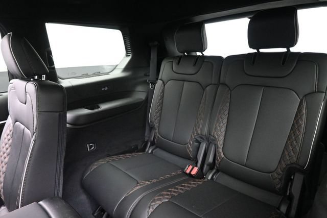 Used 2023 Jeep Grand Cherokee L Summit AWD/4WD image 21