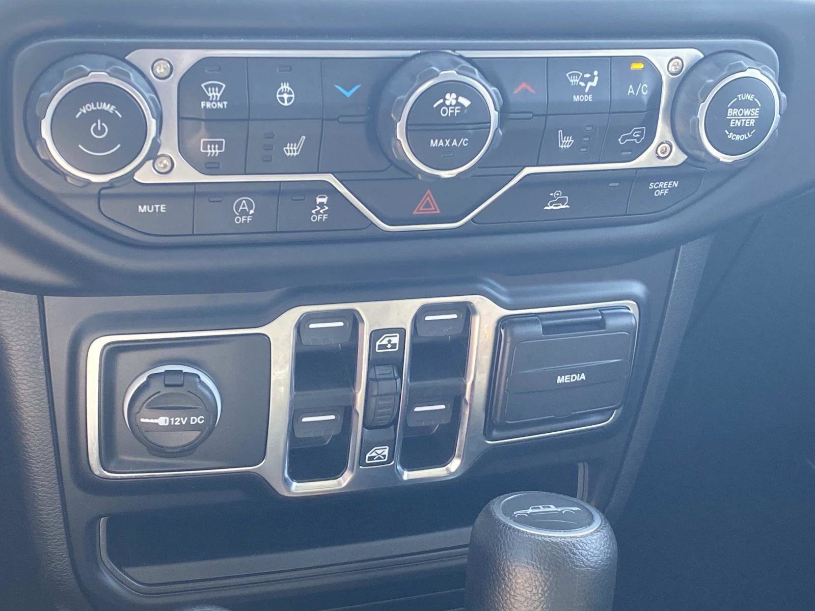 Certified 2023 Jeep Gladiator Sport image 26