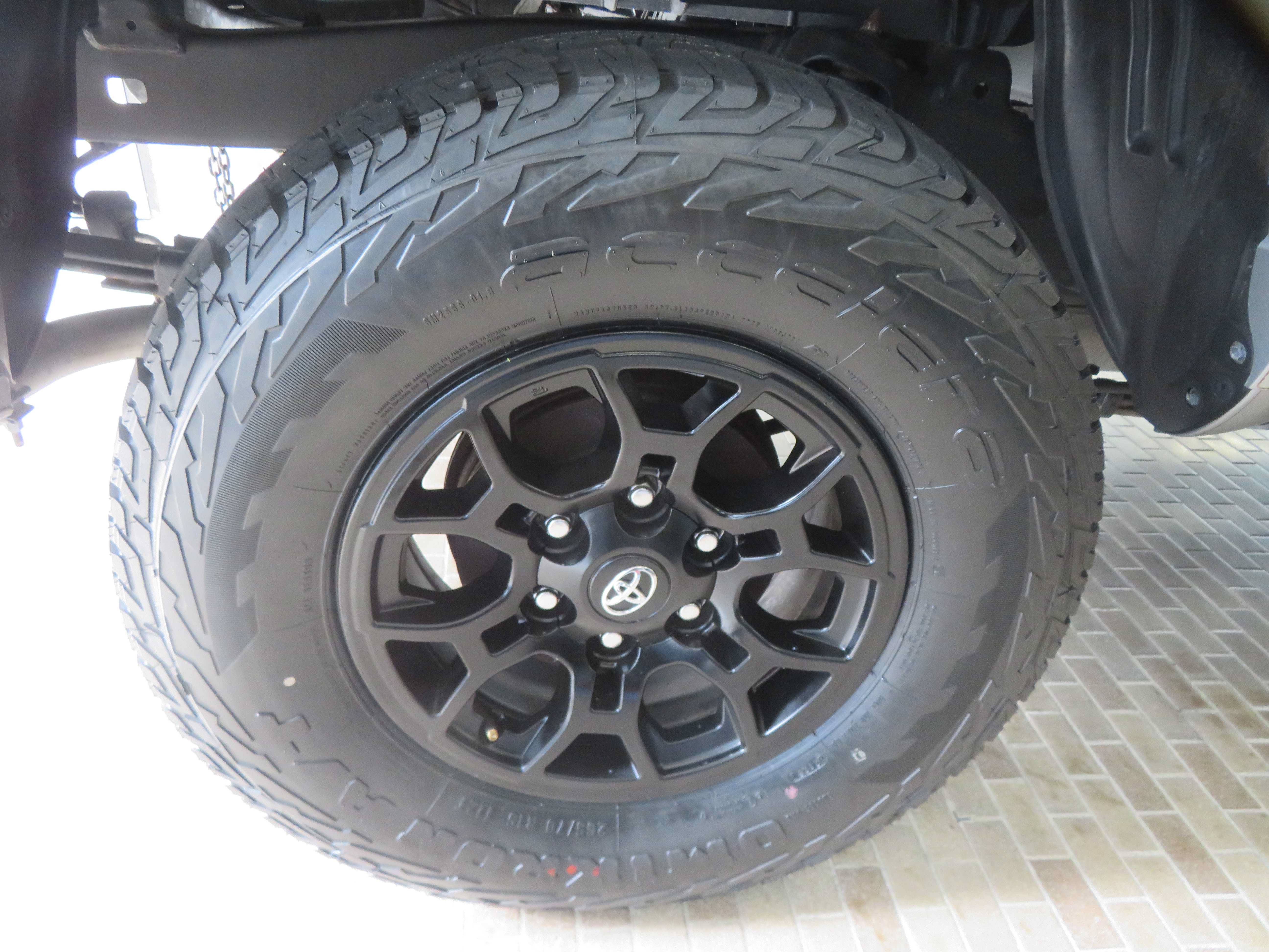 Used 2022 Toyota Tacoma SR5 RWD image 9