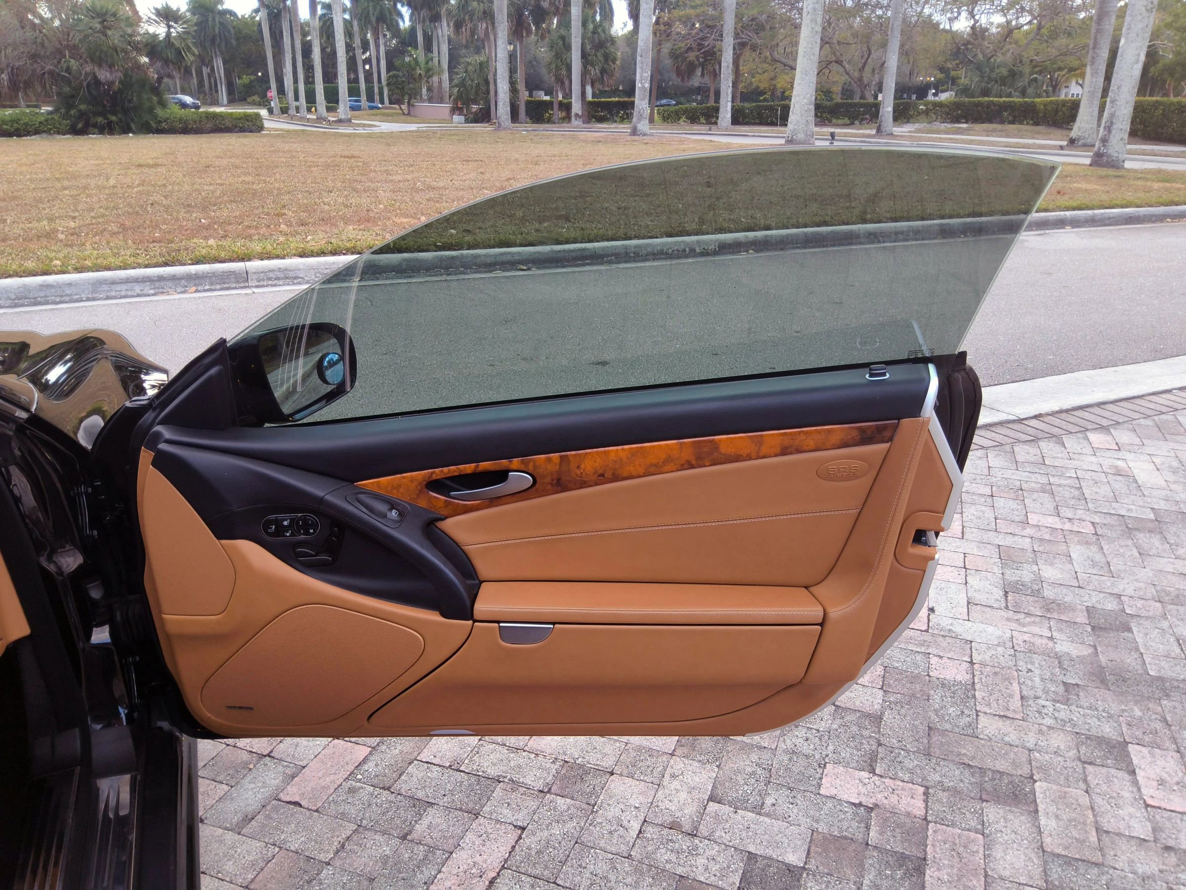 Used 2012 Mercedes-Benz SL 550 image 39