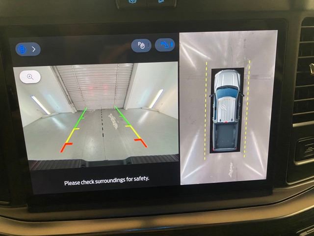 New 2025 Ford F250 Lariat w/ Black Appearance Package image 23