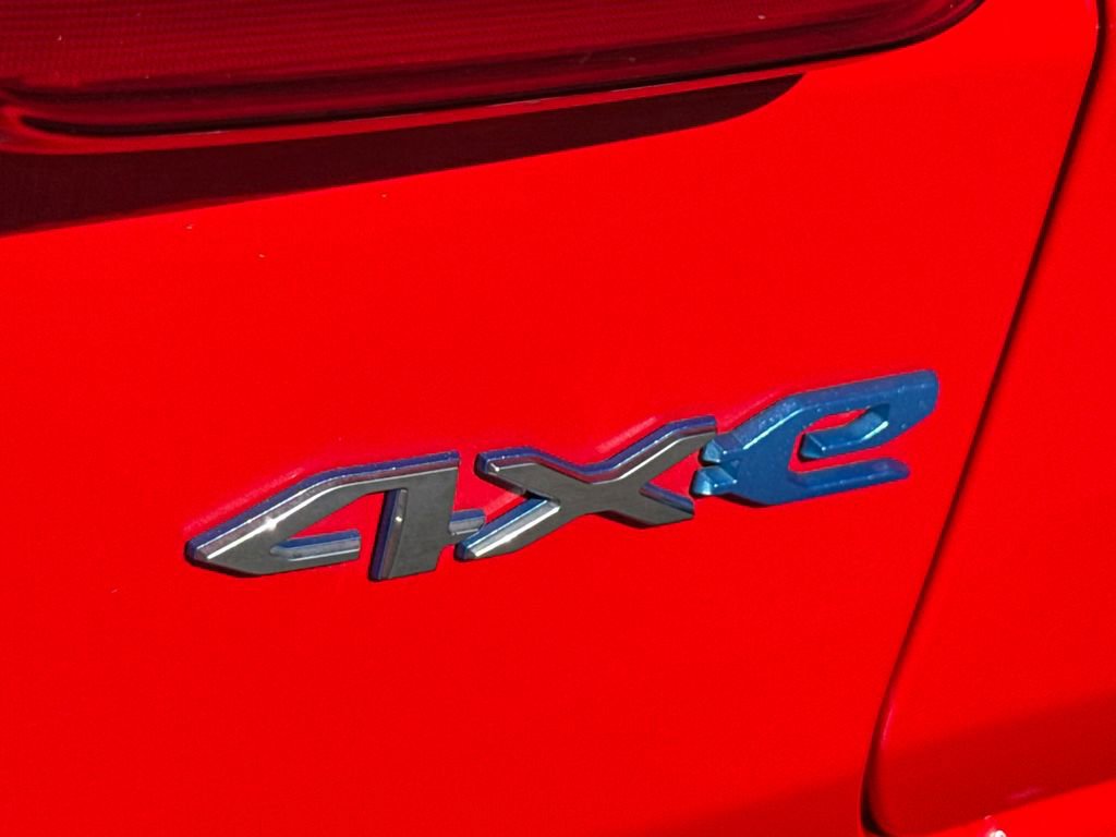 Certified 2022 Jeep Wrangler Unlimited Sahara w/ Cold Weather Group image 11