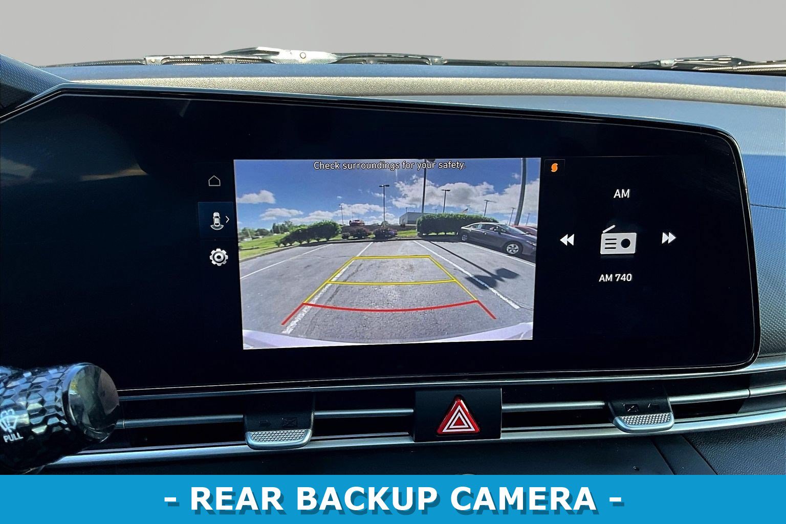 Used 2024 Hyundai Elantra SEL FWD image 13