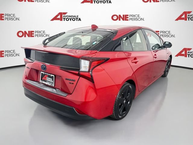 Certified 2021 Toyota Prius FWD image 8