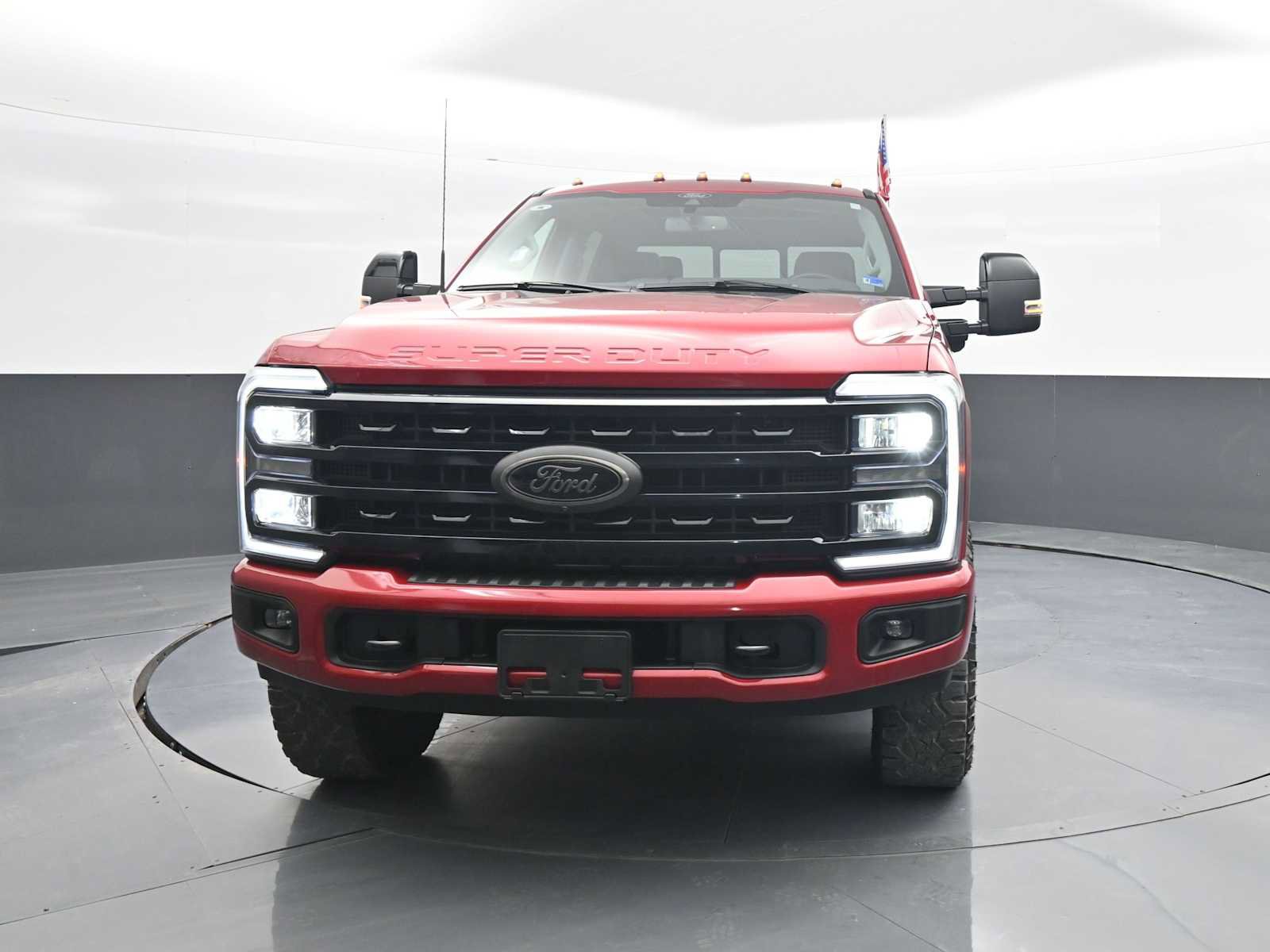 Used 2024 Ford F250 Lariat w/ Tremor Off-Road Package image 3