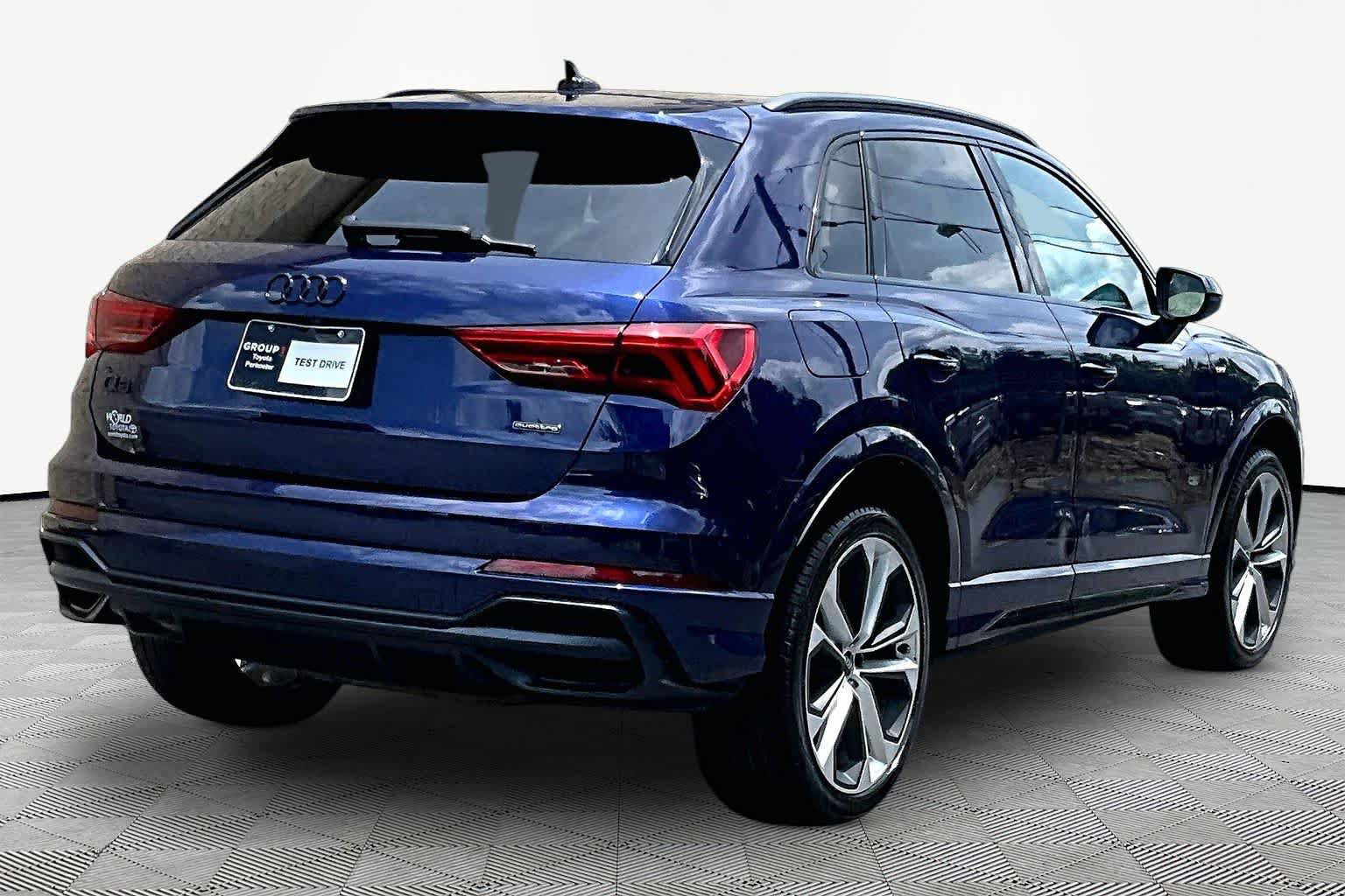 Used 2021 Audi Q3 2.0T Premium w/ 20" Wheel Package AWD/4WD image 13