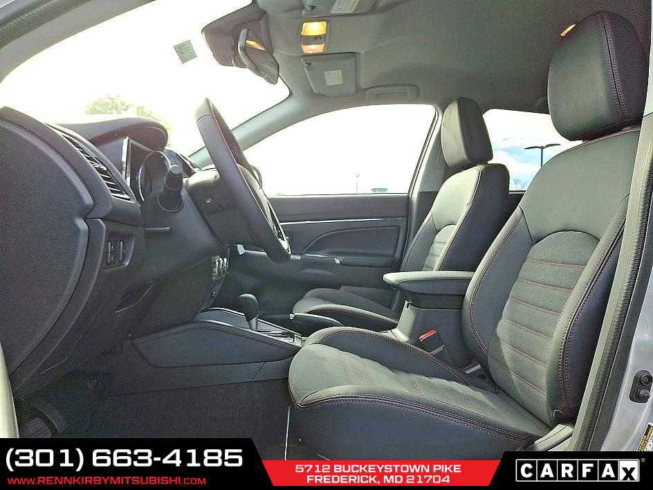 New 2025 Mitsubishi Outlander Sport SE image 9