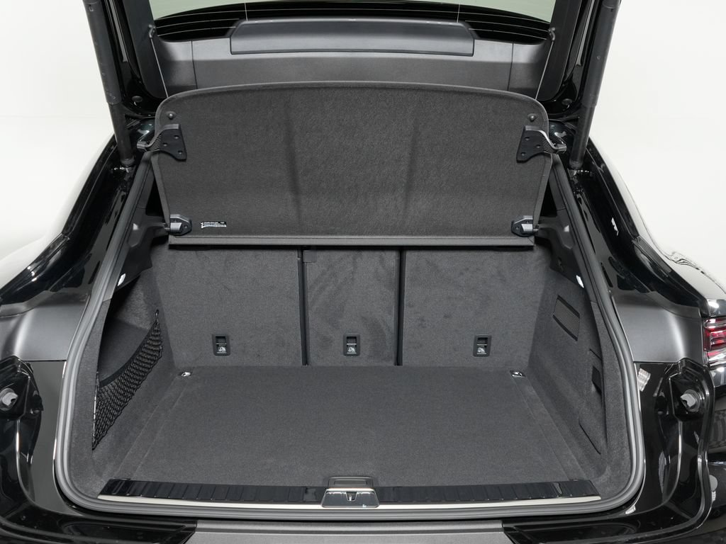 New 2026 Porsche Cayenne Coupe AWD/4WD image 40