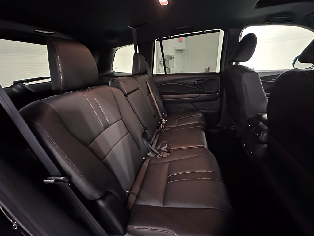 Used 2024 Honda Passport TrailSport image 23