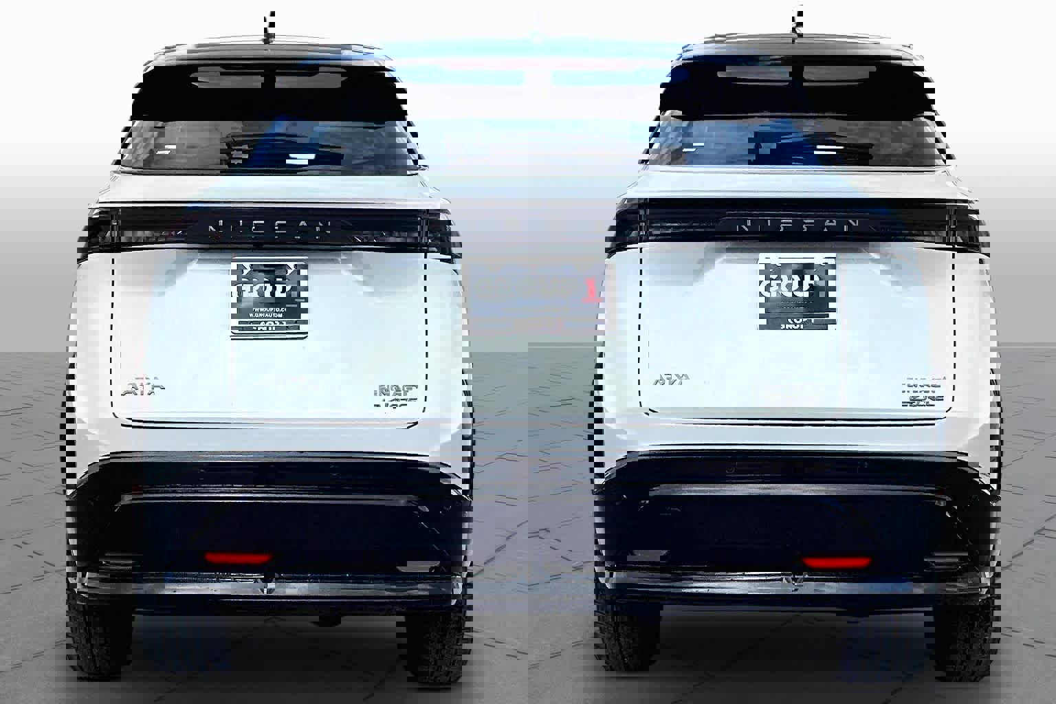 Used 2024 Nissan Ariya AWD image 4