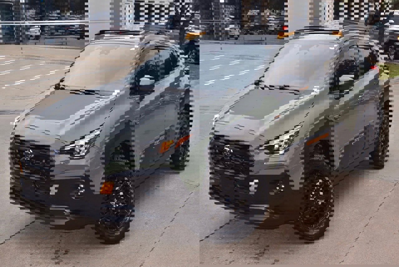 Used 2024 Subaru Crosstrek 2.5i Wilderness w/ Crosstrek Mirror Package image 39