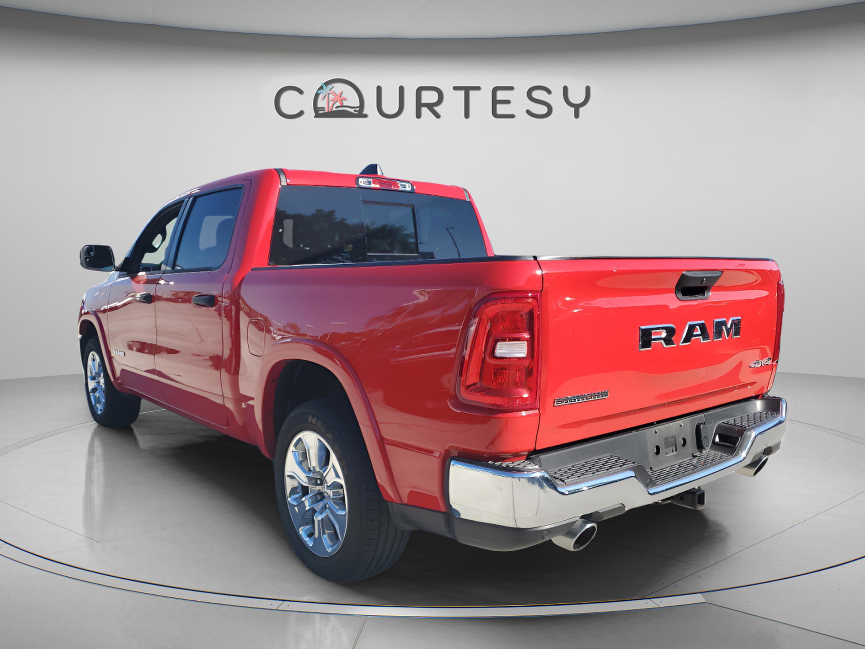 Certified 2025 RAM 1500 Big Horn AWD/4WD image 2