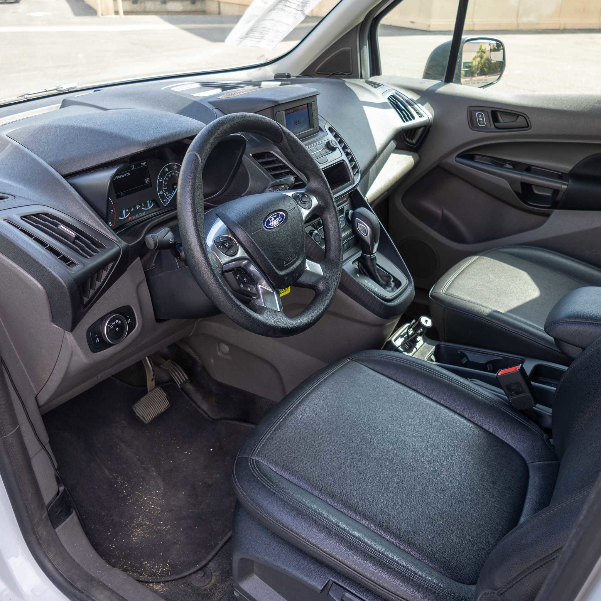 Used 2022 Ford Transit Connect XL image 11