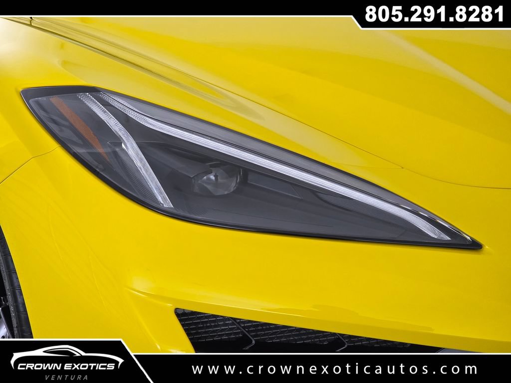 Used 2025 Chevrolet Corvette Z06 RWD image 13