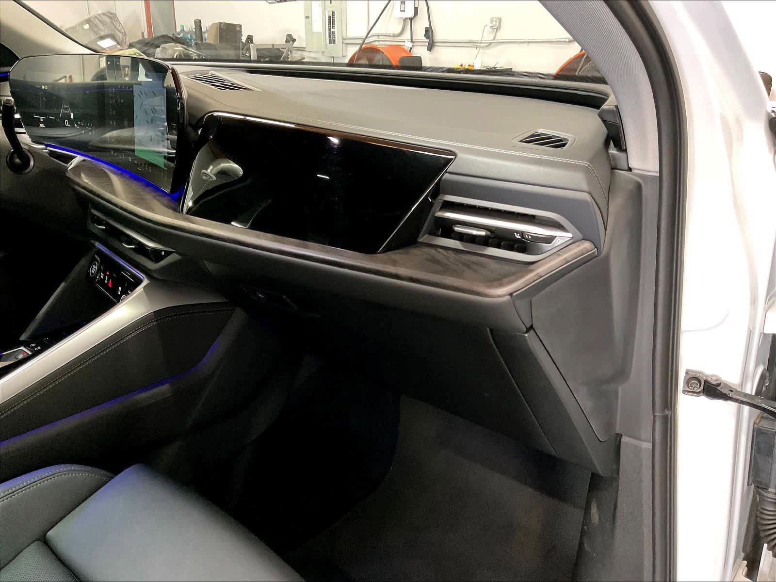Certified 2025 Audi Q5 Premium w/ Premium Plus AWD/4WD image 16