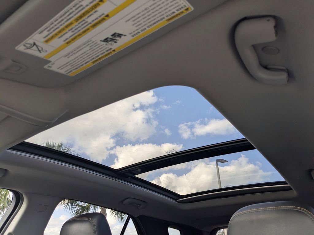 Used 2019 Chevrolet Equinox Premier image 23