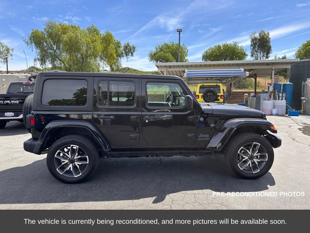 Used 2024 Jeep Wrangler Unlimited w/ LED Headlamp & Fog Lamp Group image 7