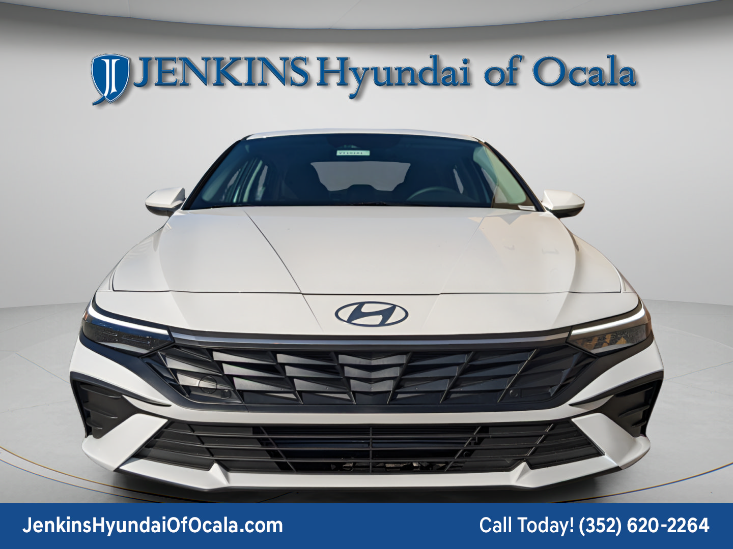 Certified 2025 Hyundai Elantra Sport w/ Cargo Package FWD image 8