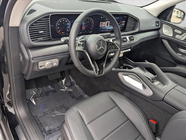 New 2026 Mercedes-Benz GLS 450 4MATIC image 3