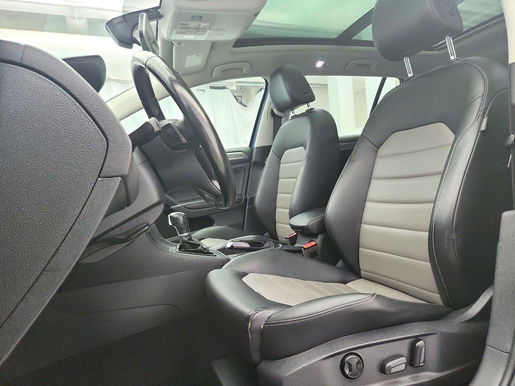 Used 2017 Volkswagen Golf Alltrack SEL image 12