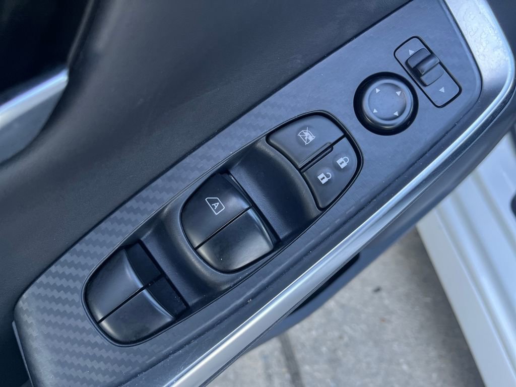 Certified 2025 Nissan Sentra SR image 15