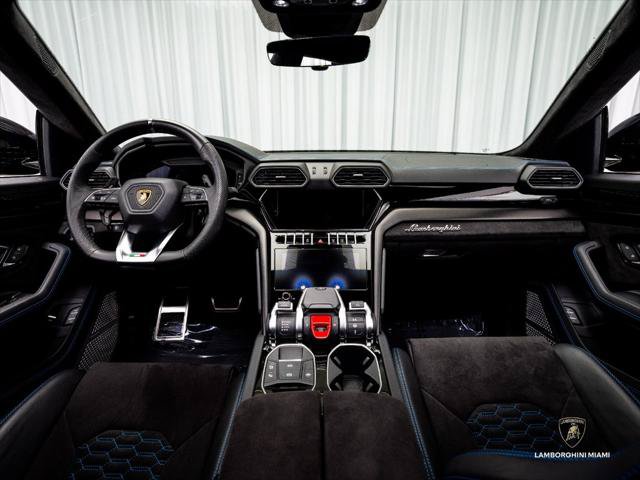 Used 2024 Lamborghini Urus S AWD/4WD image 32