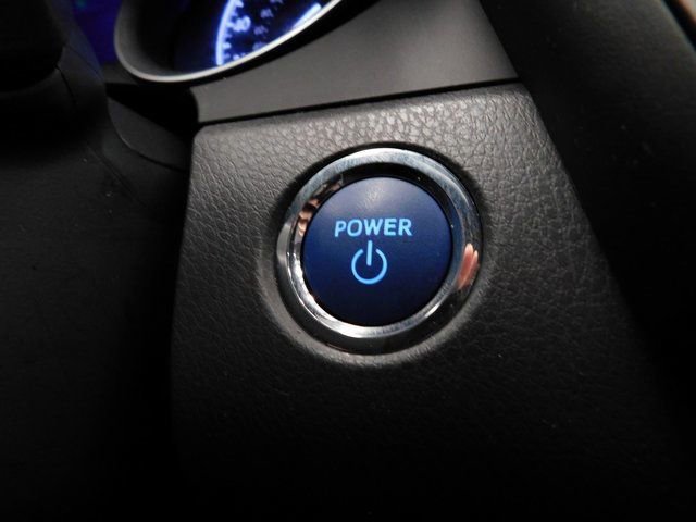 Used 2023 Toyota Camry XLE image 40