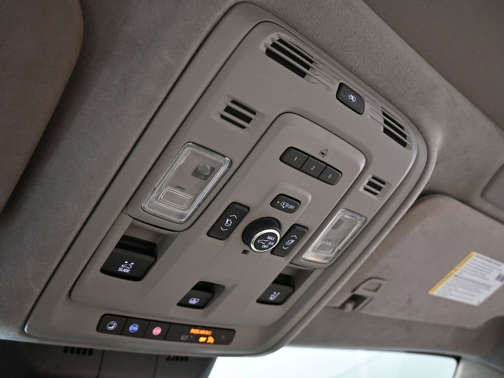 Used 2021 Cadillac Escalade Sport Platinum w/ LPO, ONYX Package RWD image 22