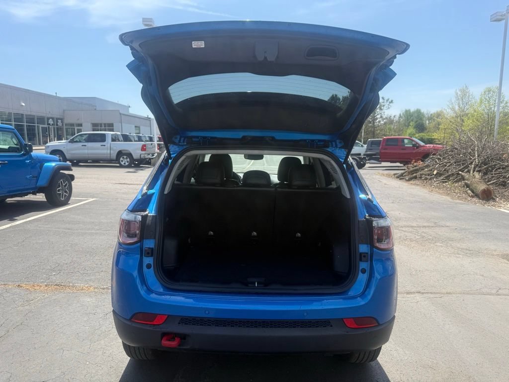 Used 2021 Jeep Compass Trailhawk AWD/4WD image 36