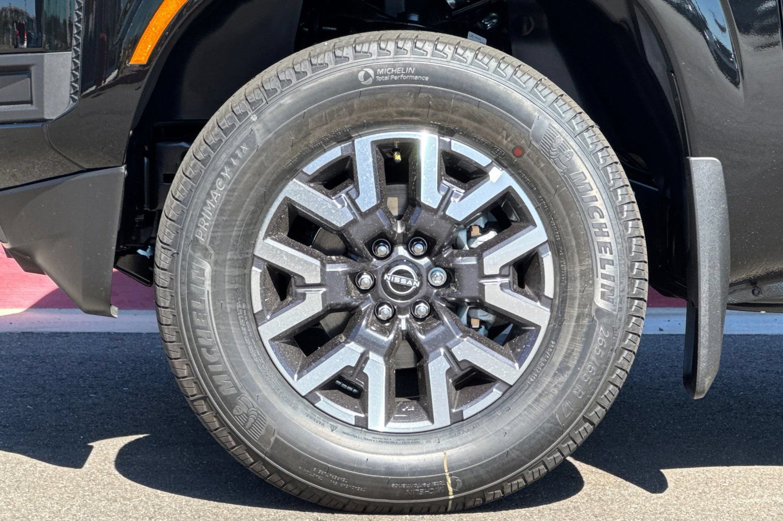 New 2026 Nissan Frontier SV w/ Tow Package AWD/4WD image 31