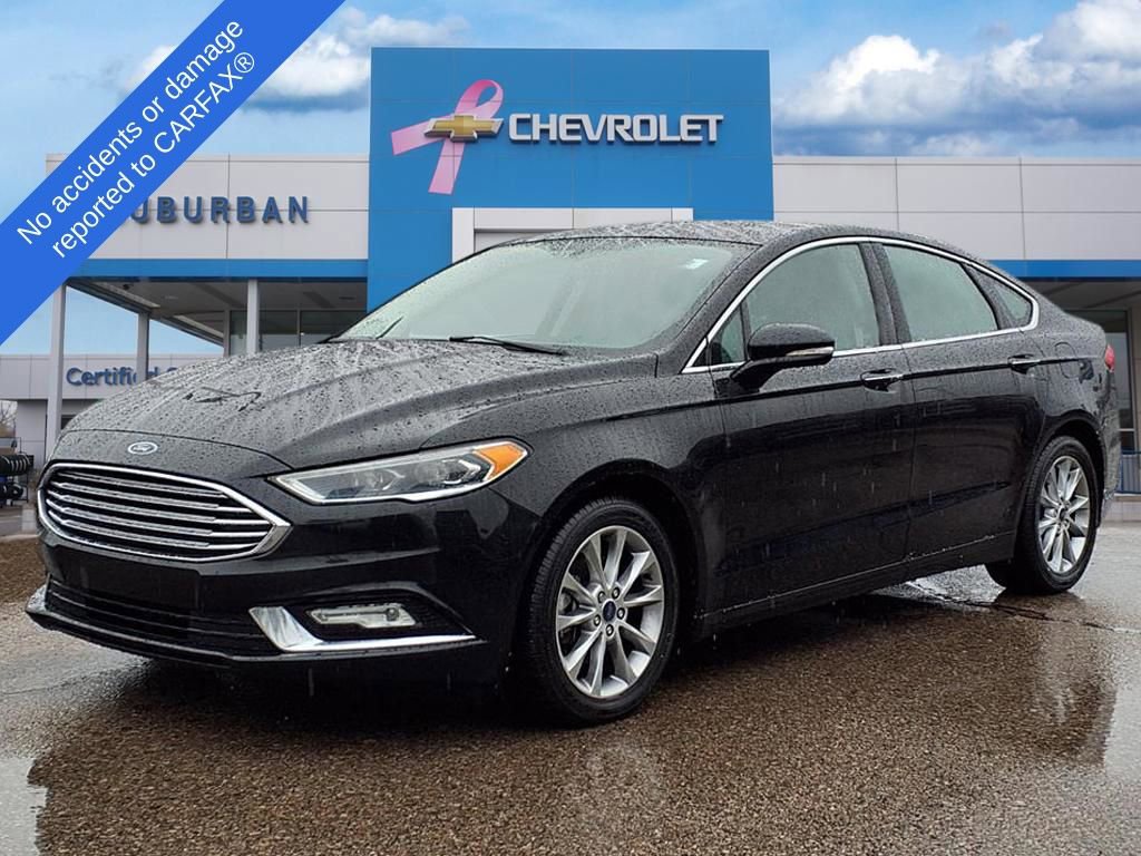 Used 2017 Ford Fusion SE w/ Fusion SE Technology Package image 1