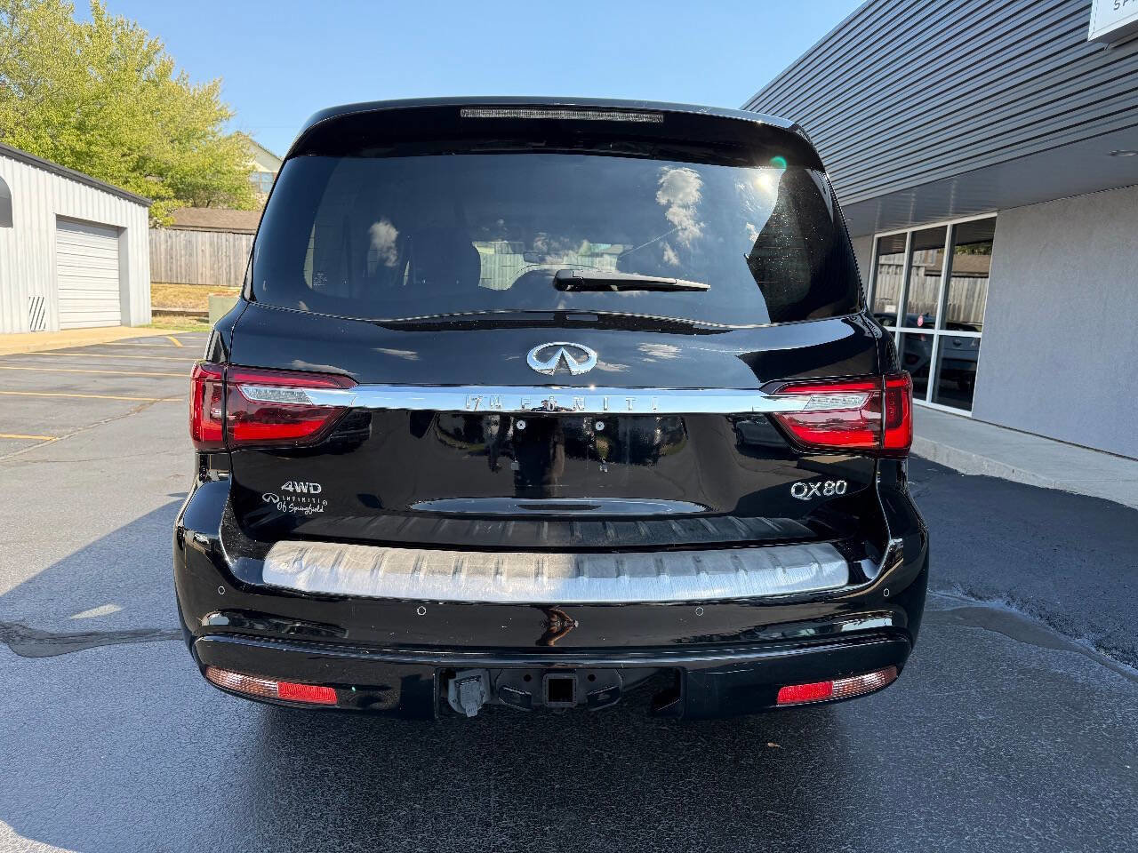 Used 2021 INFINITI QX80 Luxe image 9