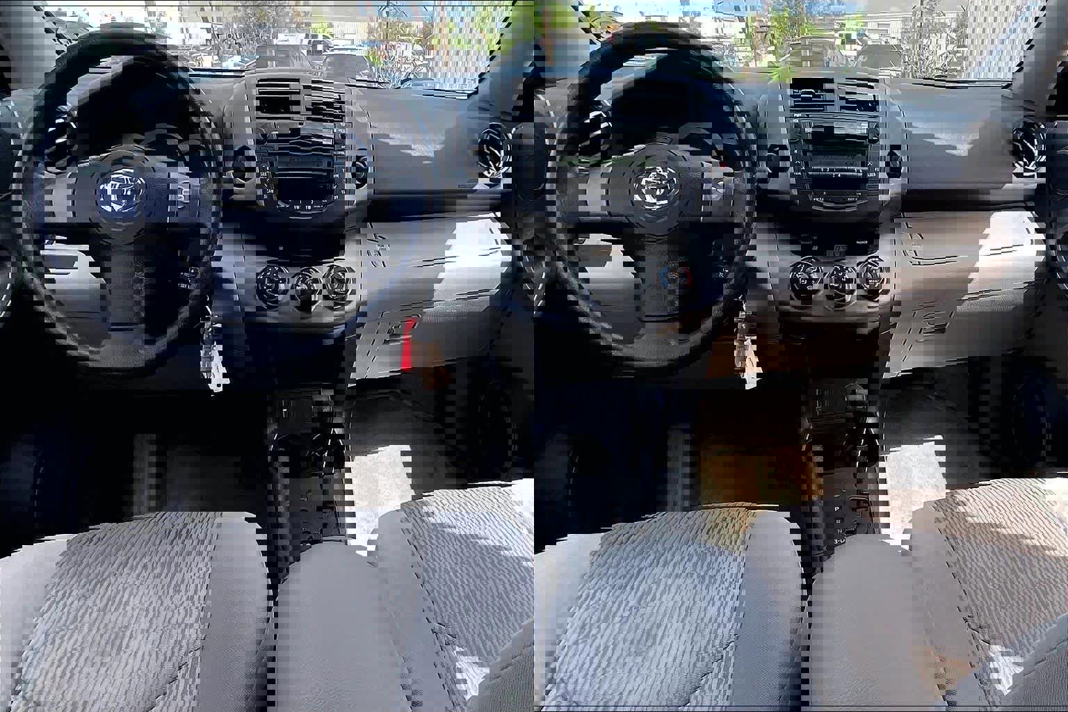 Used 2011 Toyota RAV4 2WD w/ Base L4 Extra Value Pkg image 12