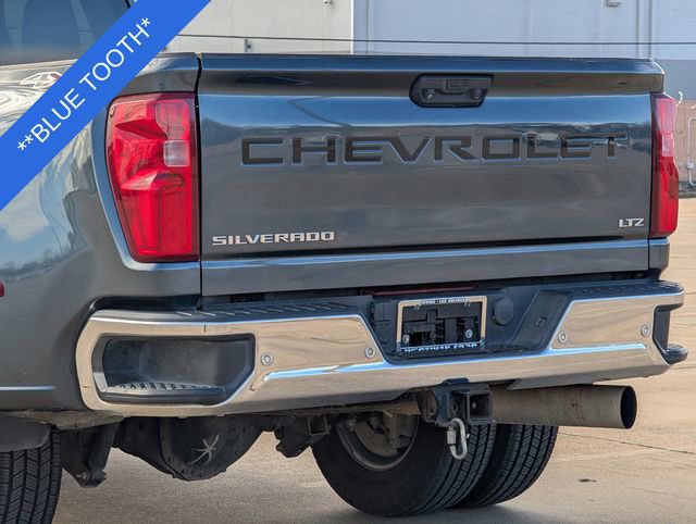 Used 2020 Chevrolet Silverado 3500 LTZ w/ Technology Package image 6