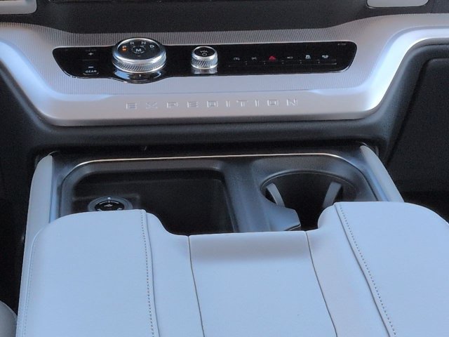 New 2027 Ford Expedition Max Active RWD image 19