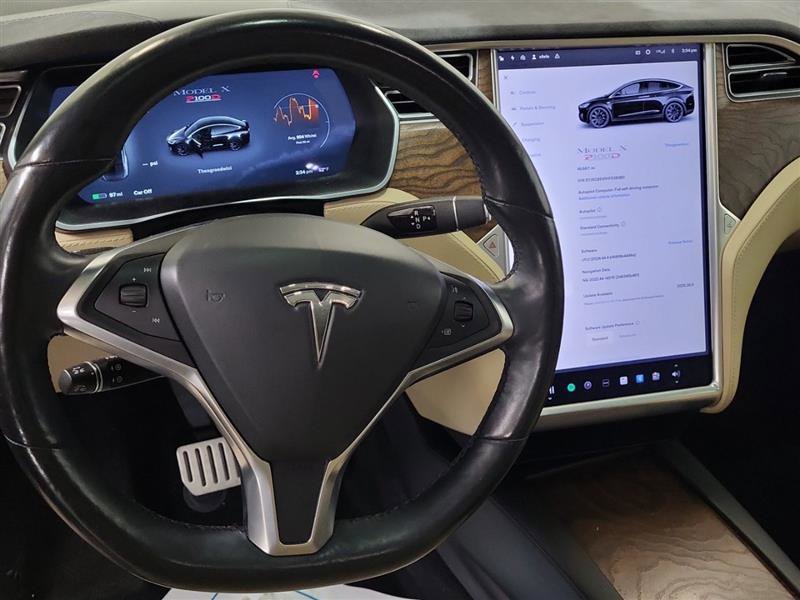 Used 2017 Tesla Model X P100D image 4