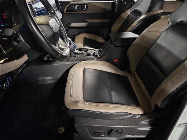 Used 2023 Ford Bronco Wildtrak AWD/4WD image 14