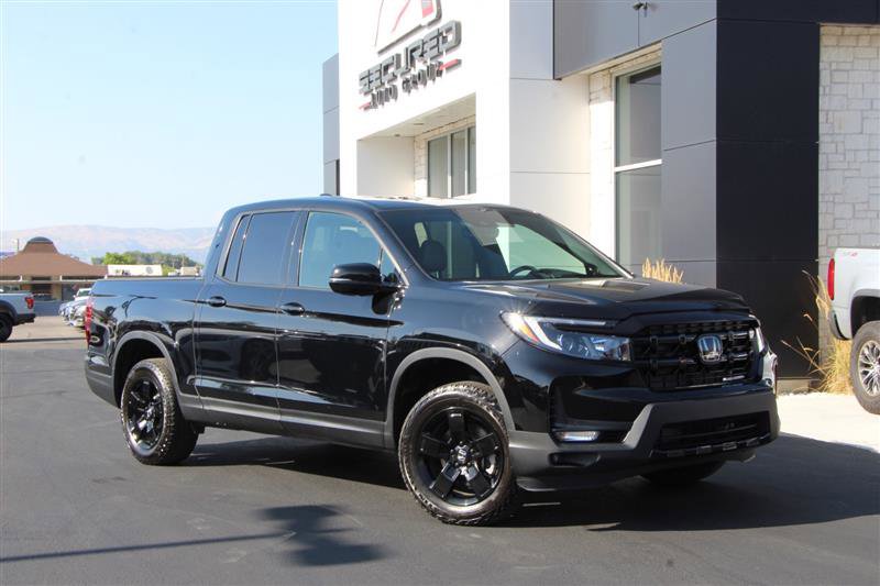 Used 2025 Honda Ridgeline Black Edition image 1