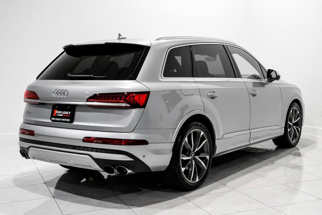 Used 2024 Audi SQ7 Prestige image 4